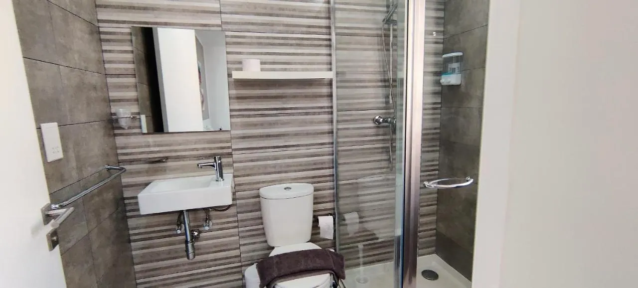 Guest house Villa Arjuza - Private Self Catering Bedrooms With Bathroom Is-Swieqi Malta